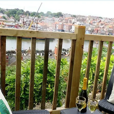 Esk - Cyanacottages Apartment *