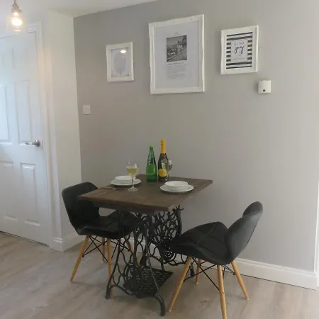 Esk - Cyanacottages Whitby