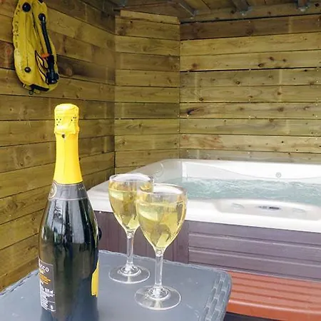 Esk - Cyanacottages Whitby